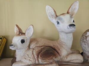 Ceramic-Deer-and-Clock-Figurine-third-image