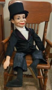 Charlie-McCarthy-Ventriloquist-Dummy