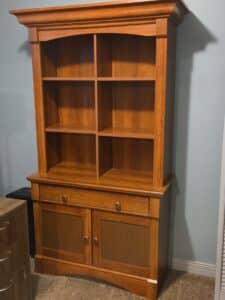 Cherry-Wood-Hutch