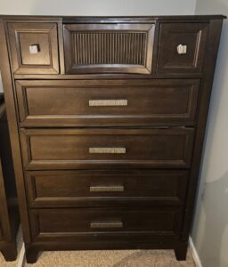 Dark-Wood-Drawer-Chest