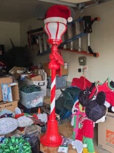 Disney-Mickey-Minnie-Christmas-Lamppost-Decoration