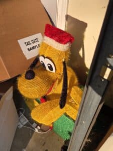 Disney-Pluto-Lighted-Tinsel-Decoration-second-image