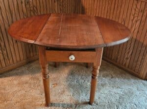 Drop-Leaf-Side-Table-with-Drawer-third-image