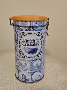 Dutch-Crisbakes-Tin