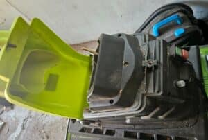 Electric-Leaf-Mulcher-Shredder-second-image