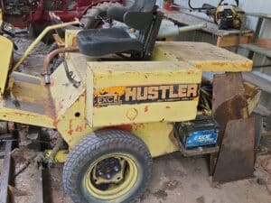 Excel-Hustler-Zero-Turn-Mower-second-image