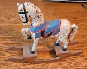 Folk-Art-Rocking-Horse-Figurine