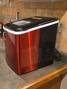 Frigidaire-Red-Ice-Maker-second-image
