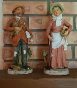 HOMCO-Farmer-Couple-Figurines