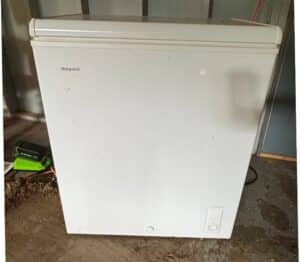 Hotpoint-Chest-Freezer