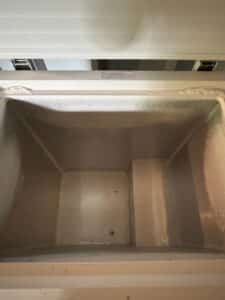 Hotpoint-Chest-Freezer-second-image