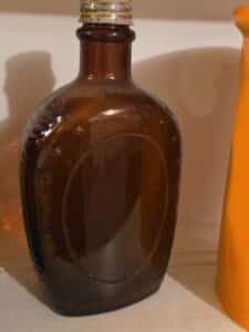 Log-Cabin-Syrup-Statue-of-Liberty-Bicentennial-Bottle-second-image
