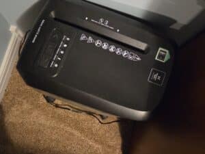 Members-Mark-Micro-Cut-Shredder-second-image