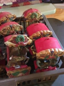 Mr.-Christmas-Holiday-Carousel-Circa-second-image
