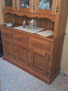 Oak-China-Hutch-Cabinet-third-image