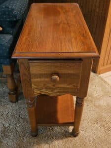 Oak-End-Table-with-Drawer-B