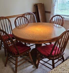 Oak-Spindle-Back-Dining-Set