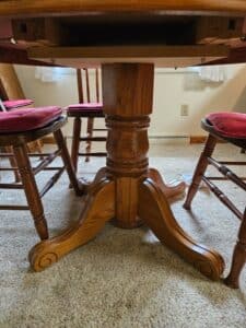 Oak-Spindle-Back-Dining-Set-fourth-image
