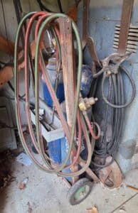 Oxy-Acetylene-Welding-Cart-with-Tanks-and-Hoses-second-image