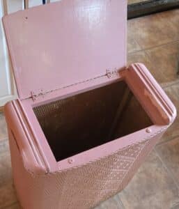 Pink-Wicker-Laundry-Hamper-second-image