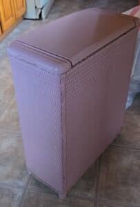 Pink-Wicker-Laundry-Hamper-third-image