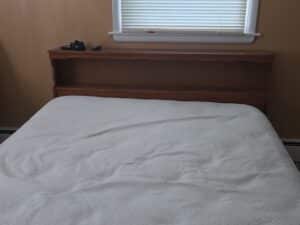 Queen-Bed-with-Headboard-second-image