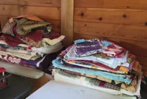 Quilt-Tops-Fabric-Scraps