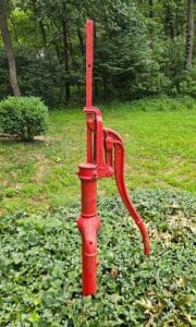 Red-Cast-Iron-Hand-Water-Pump