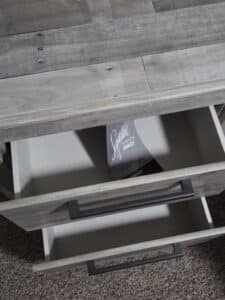 Signature-Design-by-Ashley-Derekson-Nightstand-second-image