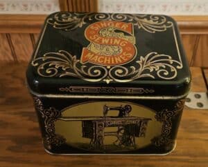 Singer-Sewing-Machine-Tin