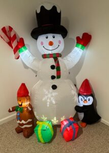 Snowman-Gingerbread-Man-Penguin-Inflatable