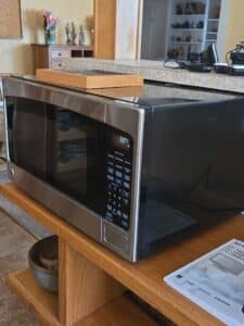 Stainless-Steel-Countertop-Microwave-second-image