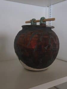 Studio-Pottery-Lidded-Jar