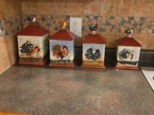 Susan-Winget-Certified-International-Rooster-Canister-Set