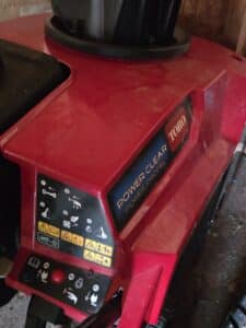 Toro-Power-Clear-R-Snow-Blower-second-image