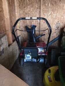 Toro-Power-Clear-R-Snow-Blower-third-image
