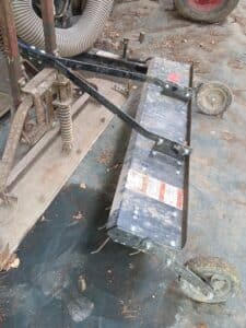 Tow-Behind-Dethatcher