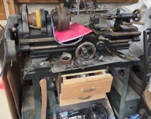 Vintage-Atlas-Metal-Lathe
