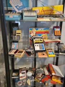 Vintage-Calculators-and-Adding-Machines