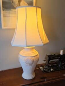 Vintage-Coastal-Shell-Lamp-second-image