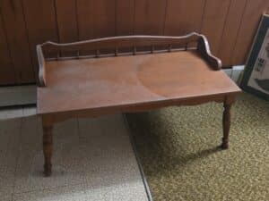 Vintage-Colonial-Spindle-Back-Bench