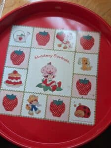 Vintage-Metal-Tray