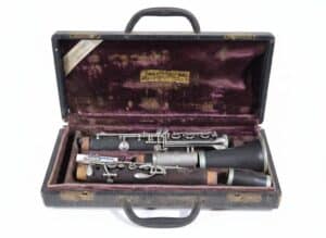 Vintage-Wood-Clarinet-with-Case