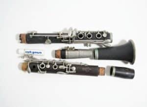 Vintage-Wood-Clarinet-with-Case-second-image