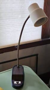 Vintage-Wood-Gooseneck-Desk-Lamp