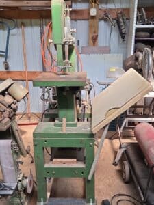 Vintage-inch-Bandsaw