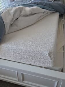 White-Twin-Panel-Bed-Set-third-image