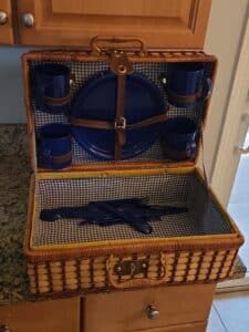 Wicker-Picnic-Basket-Set-for-second-image
