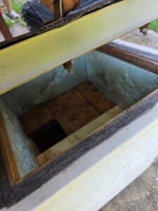 Wooden-Outdoor-Pet-Shelter-third-image