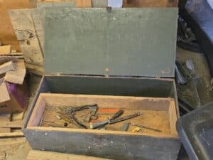 Wooden-Tool-Chest